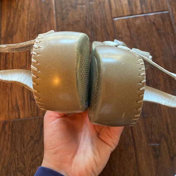 Naturalizer White Sandals 11 - Picture 8 of 11